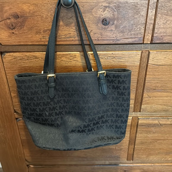 Michael Kors Black jet set signature tote bag purse - Picture 3 of 9